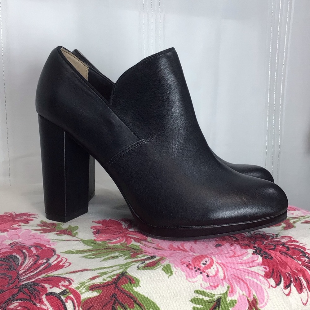 Me Too ‘Cara’ Black Leather Block Heel Platform Bootie’s Sz.8